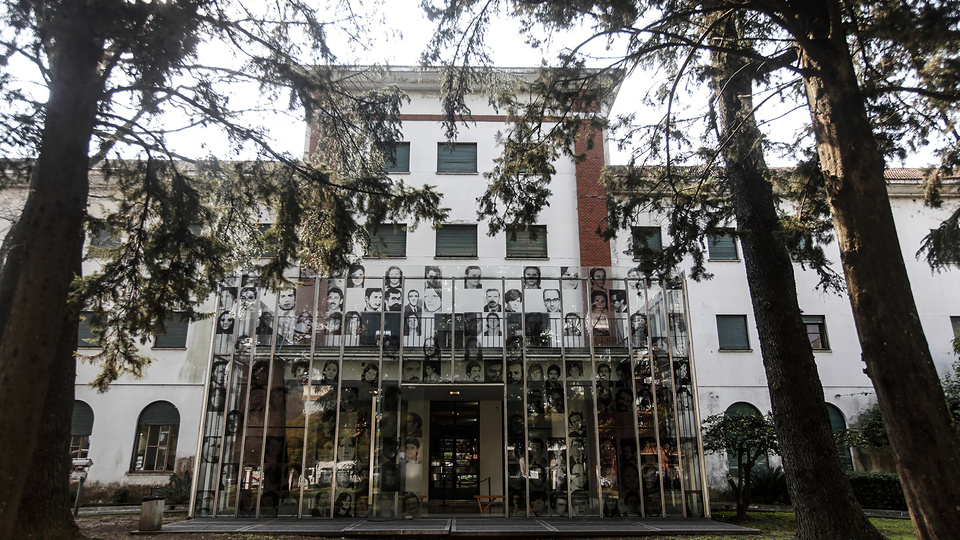 Convocan a un abrazo a la exesma para denunciar la política de desmantelamiento del gobierno 68f2c321cb0b8.jpeg