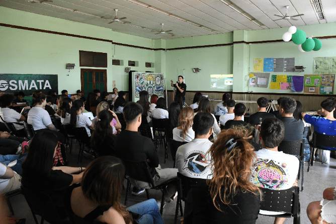 Estudiantes en conarco