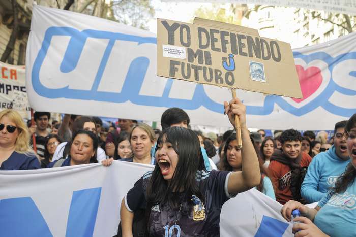 Marcha contra los vetos