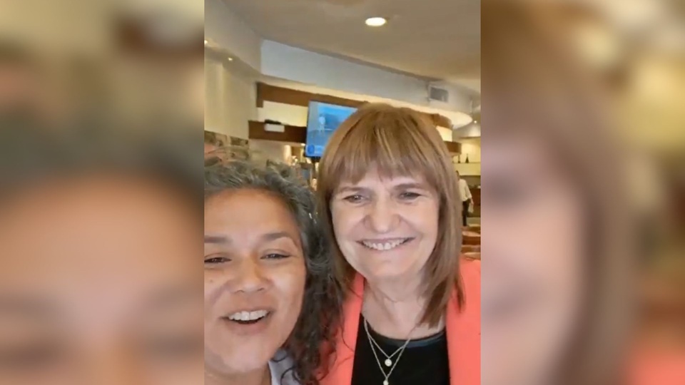 Patricia bullrich se llevó una desagradable sorpresa en una recorrida de campaña 68f8092387e4f.jpeg