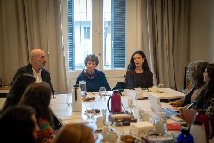 Reforma migratoria de milei