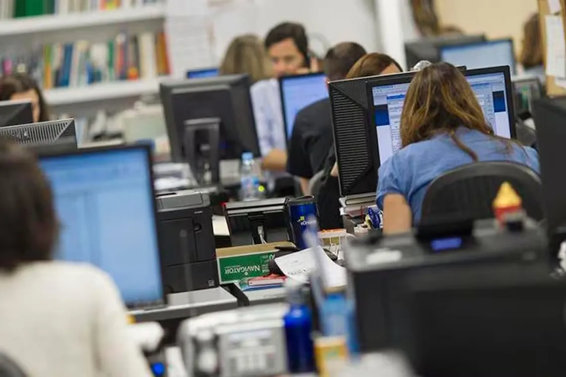 5 mil empleos públicos