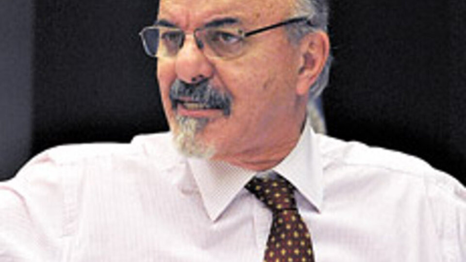 Carlos tomada advirtió que «no es el momento adecuado para tratar una reforma laboral» 6907db213a95e.jpeg