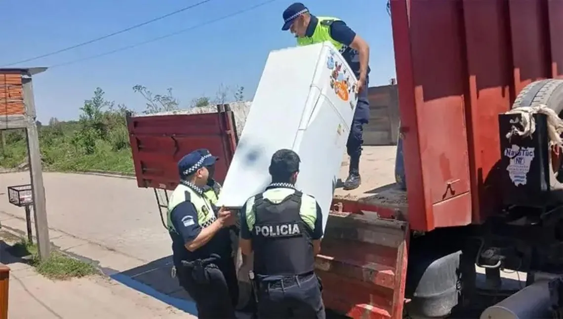 La engañaron dos pastores