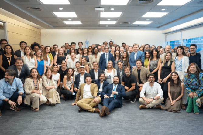 BANCO DESARROLLO AMERICA LAT Y CARIBE